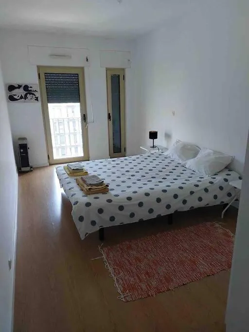 Modern And Spacious Apartment In Lisboa